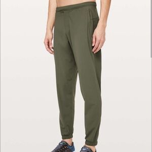 Pristine Lululemon Men's Surge Jogger Shorter Dark Olive Green Size XXL